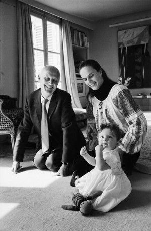 photo de Henri et Martine assis près de leur fille Mélanie